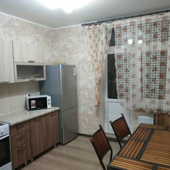Сдается 1-комнатная квартира, 40 м²