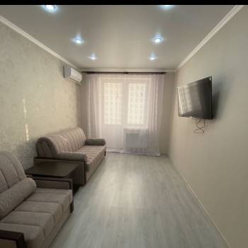 Сдается 1-комнатная квартира, 43 м²