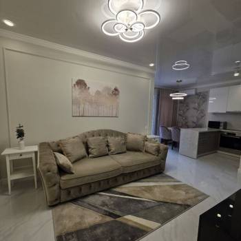 Сдается 1-комнатная квартира, 55 м²