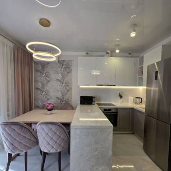 Сдается 1-комнатная квартира, 55 м²