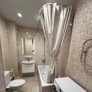 Сдается 1-комнатная квартира, 41 м²