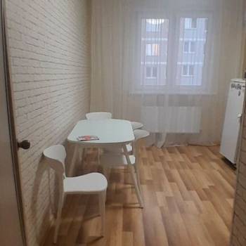 Сдается 2-х комнатная квартира, 54,4 м²