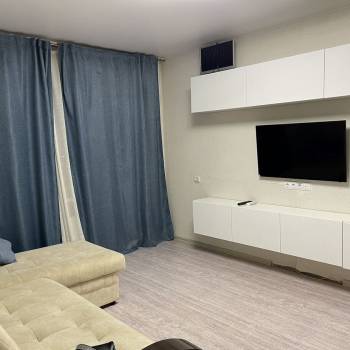 Сдается 2-х комнатная квартира, 60 м²