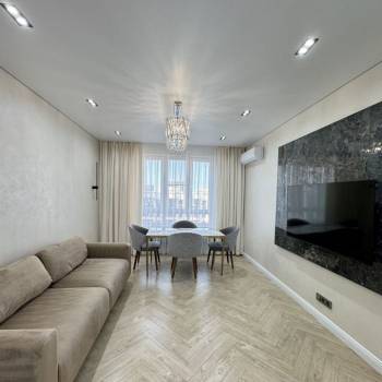 Продается Многокомнатная квартира, 85 м²