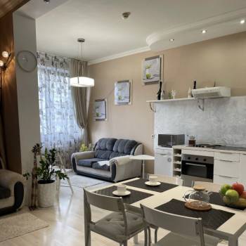 Продается 2-х комнатная квартира, 60 м²