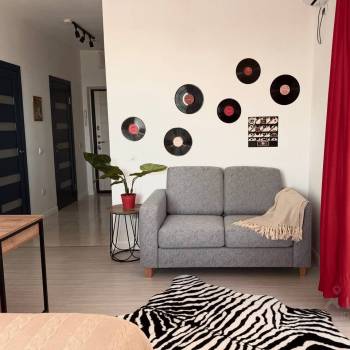 Продается 1-комнатная квартира, 37 м²