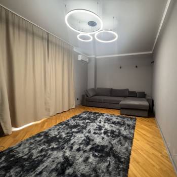 Сдается 1-комнатная квартира, 53 м²