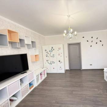 Продается 3-х комнатная квартира, 101 м²