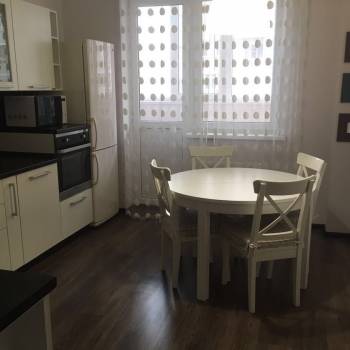 Сдается 1-комнатная квартира, 43 м²
