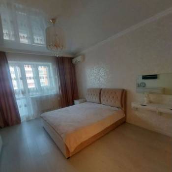 Сдается 2-х комнатная квартира, 75 м²