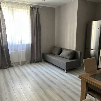 Сдается 1-комнатная квартира, 47 м²