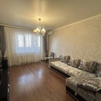 Сдается 2-х комнатная квартира, 74,7 м²
