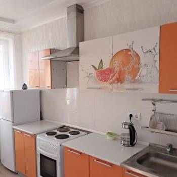 Сдается 1-комнатная квартира, 42 м²