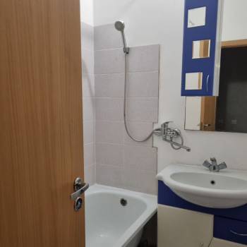 Сдается 2-х комнатная квартира, 66 м²