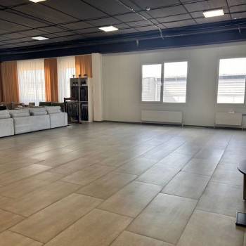 Сдается Торговое помещение, 76 м²