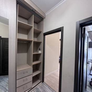 Сдается 1-комнатная квартира, 51 м²