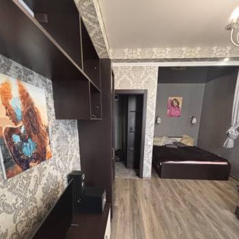 Сдается 1-комнатная квартира, 35 м²