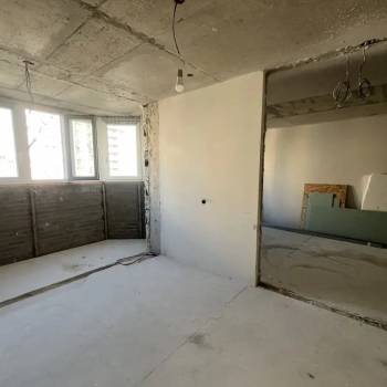 Продается 1-комнатная квартира, 41 м²
