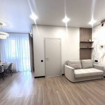 Продается 1-комнатная квартира, 41,7 м²