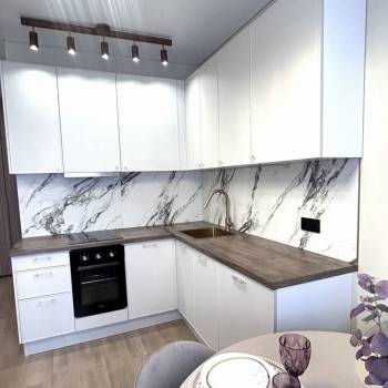 Продается 1-комнатная квартира, 41,7 м²