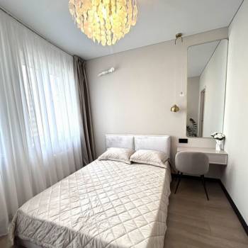 Продается 1-комнатная квартира, 41,7 м²