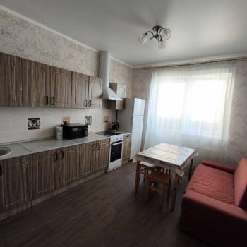 Сдается 1-комнатная квартира, 49 м²