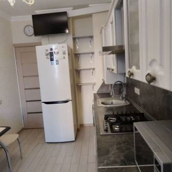 Продается 1-комнатная квартира, 40 м²