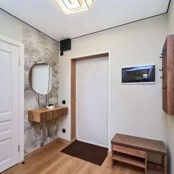 Продается 1-комнатная квартира, 37 м²