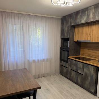 Сдается 2-х комнатная квартира, 56,5 м²