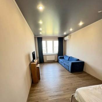 Сдается 1-комнатная квартира, 43 м²