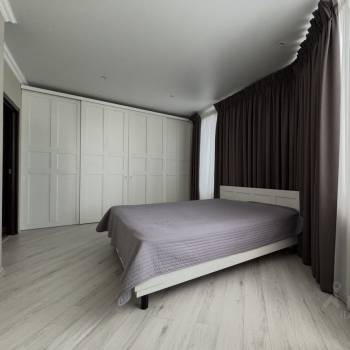Сдается 2-х комнатная квартира, 68 м²