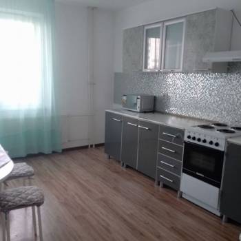 Сдается 2-х комнатная квартира, 65 м²