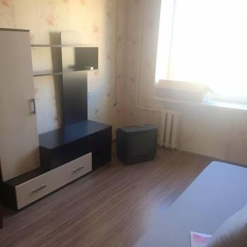 Сдается Многокомнатная квартира, 60 м²