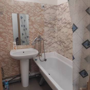 Сдается 1-комнатная квартира, 42 м²