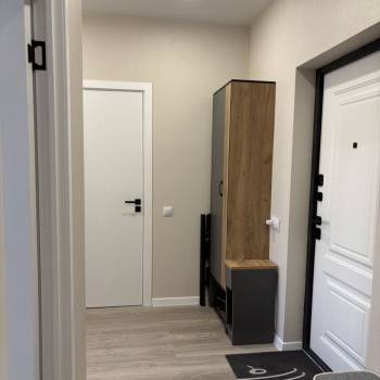 Сдается 1-комнатная квартира, 42 м²