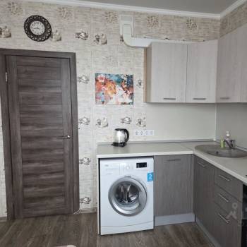 Сдается 1-комнатная квартира, 38 м²