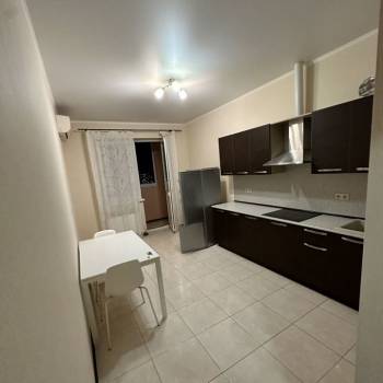 Сдается 1-комнатная квартира, 44,4 м²