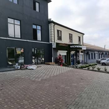 Сдается Торговое помещение, 220 м²