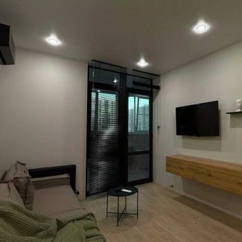 Сдается 1-комнатная квартира, 53 м²