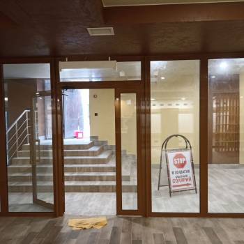Сдается Нежилое помещение, 200 м²