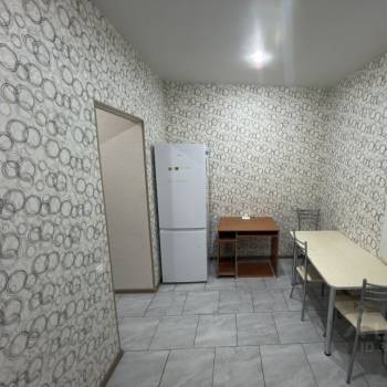 Сдается 1-комнатная квартира, 37 м²