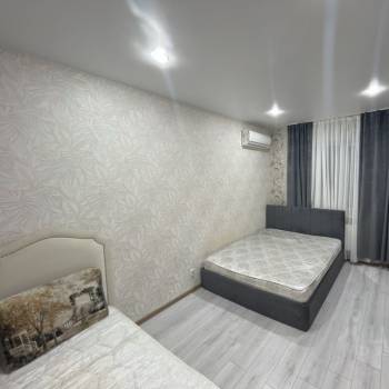 Сдается 1-комнатная квартира, 37 м²