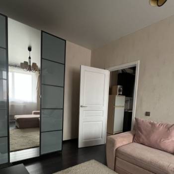 Сдается 1-комнатная квартира, 40 м²