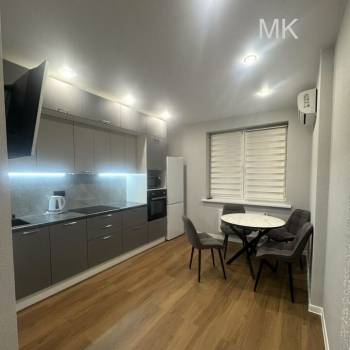 Сдается 2-х комнатная квартира, 67 м²