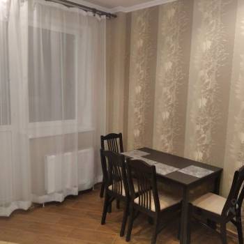 Сдается 1-комнатная квартира, 45 м²