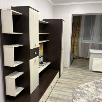 Сдается 1-комнатная квартира, 40 м²