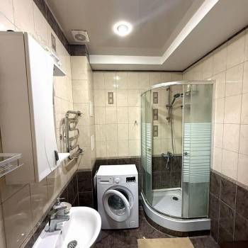 Сдается 1-комнатная квартира, 50 м²