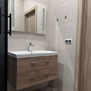 Сдается 1-комнатная квартира, 44 м²