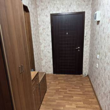 Сдается 2-х комнатная квартира, 75 м²