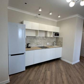 Сдается 1-комнатная квартира, 42 м²